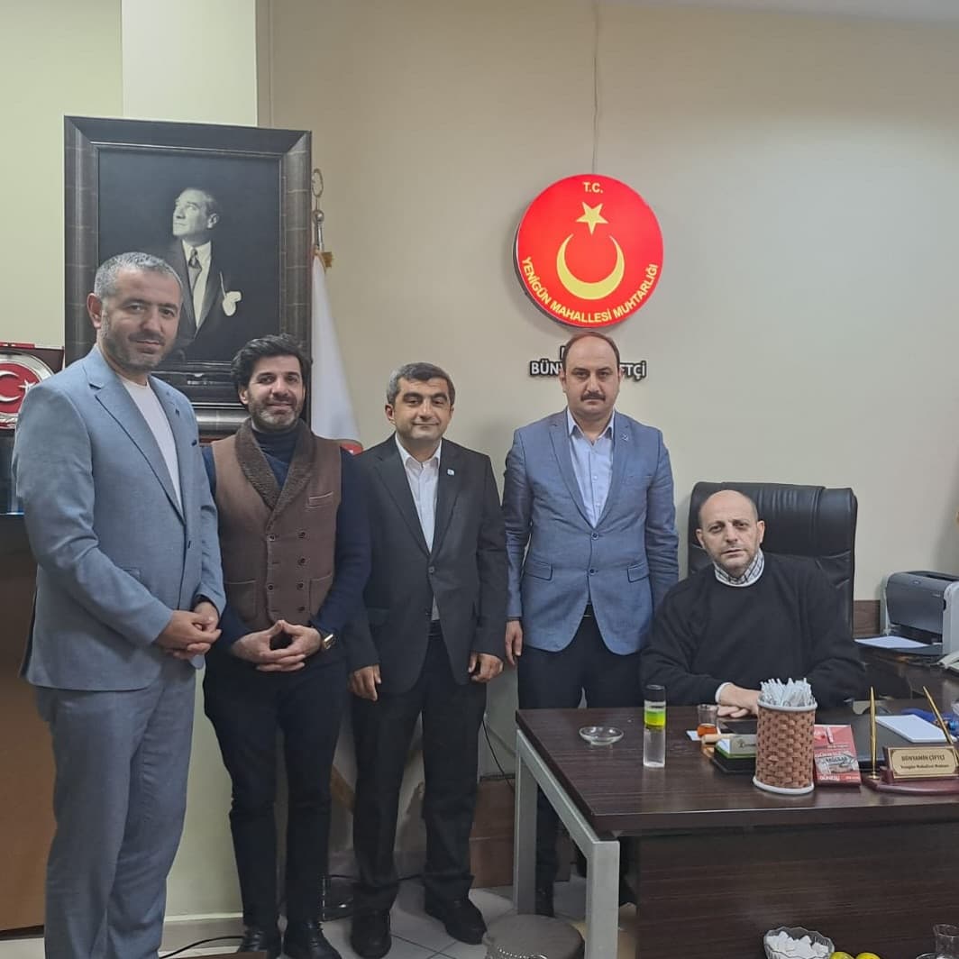 Anahtar Parti Bağcılar İlçe Başkanımız Fatih Ertürk ve yönetim kurulu üyelerimiz, Yenigün Mahallesi Muhtarı Bünyamin Çiftçi’yi makamında ziyaret etti.