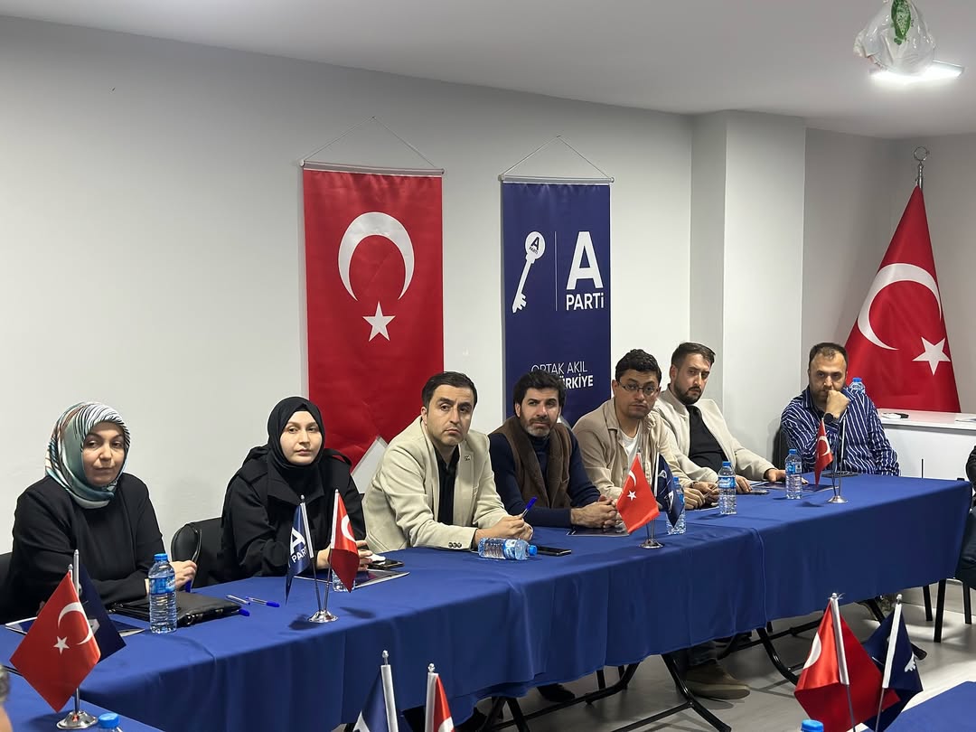 Anahtar Parti Bağcılar İlçe Başkanlığı olarak, İlçe Başkanımız Fatih Ertürk’ün başkanlığında yönetim kurulu toplantımızı gerçekleştirdik. - 2